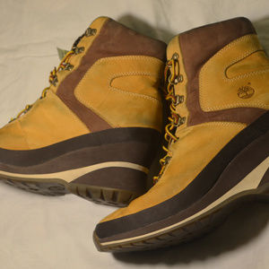 Timberland Women's Amston 6-Inch Boots Size- 8M